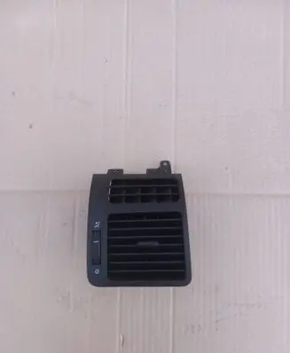 Volkswagen Touran I Dashboard side air vent grill/cover trim 1T0819704A