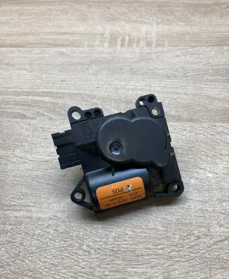 Ford Focus Air flap motor/actuator XS4H19E616AC
