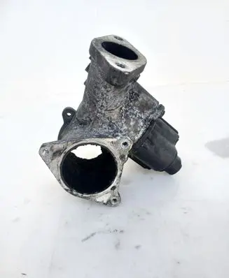 Volkswagen Caddy EGR valve 03G129637A