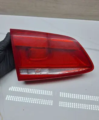 Volkswagen PASSAT B7 USA Tailgate rear/tail lights 3AF945093L 605511