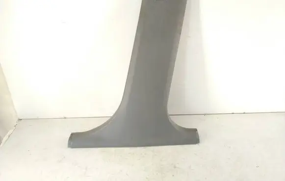 BMW 3 E46 (B) pillar trim (bottom) E4645143 8198682