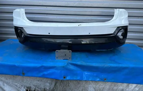 Audi Q3 F3 Rear bumper AU3261Q4 83F807521