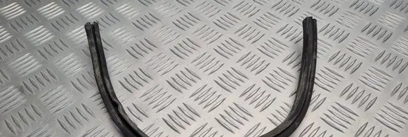 Volkswagen Transporter - Caravelle T5 Engine compartment rubber 7H0819531A