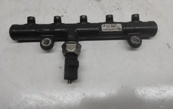 Fuel main line pipe