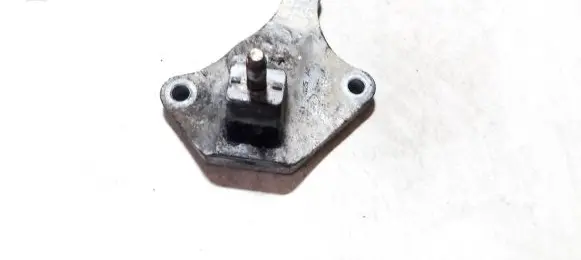 Ford Fiesta Engine mounting bracket 2s617m125ac