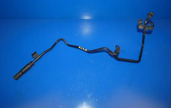 Jaguar XJ X351 Oil cooling pipe 