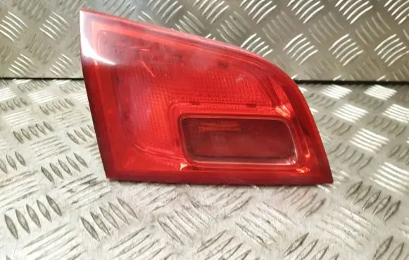 Opel Astra J Tailgate rear/tail lights 13282246