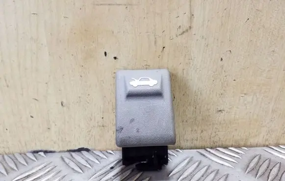 KIA Sorento Engine bonnet (hood) release handle 8118134000