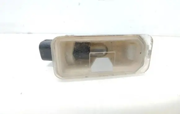 Ford Mondeo MK IV Number plate light