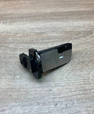 Toyota Verso Mass air flow meter 2220426010 AFH70M77