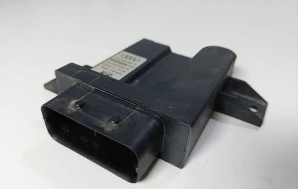 Audi Q7 4L Fuel injection pump control unit/module 4H0906093D
