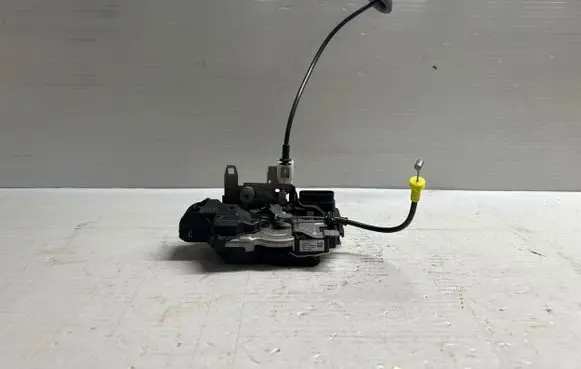 Volvo S90, V90 Rear door lock 31349896