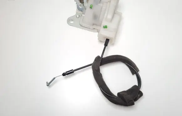 Mazda 5 Sliding door lock 