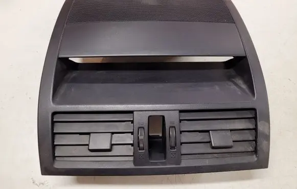 Mazda 6 Dash center air vent grill GS1E55311