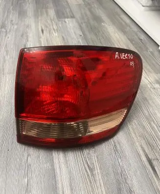 Toyota Avensis Verso Rear/tail lights