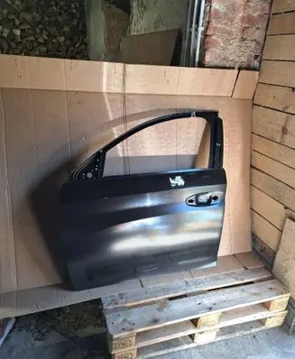 Peugeot 208 II Front door 9827577680