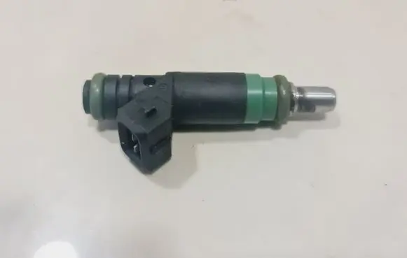 Ford Focus Fuel injector 98MFBA Y042S01530
