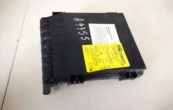 Audi A3 S3 8P Fuse box cover 1k0937132