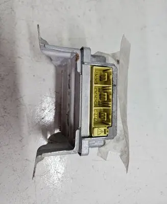Toyota Yaris Airbag control unit/module 8917052090 2310002140