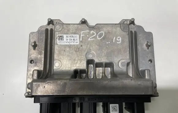 BMW 1 F20 F21 Engine control unit/module 9798416