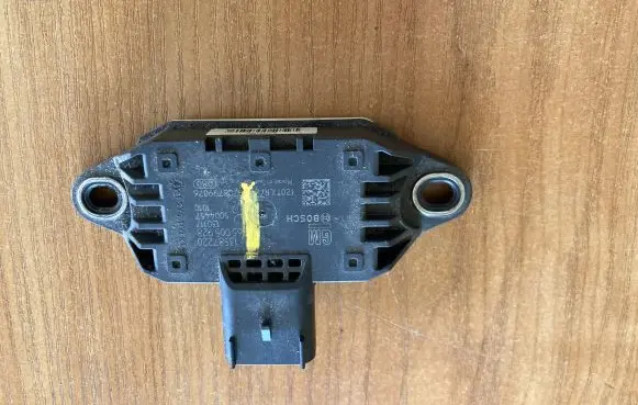 Chevrolet Trax ESP acceleration yaw rate sensor