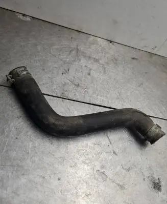 Volkswagen Jetta II Engine coolant pipe/hose 191121101S