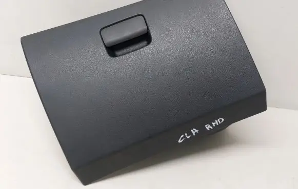 Mercedes-Benz CLA C117 X117 W117 Glove box
