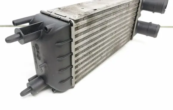 Citroen Berlingo Intercooler radiator 1m152929d 992559p P9684946380