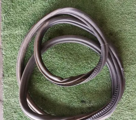 Audi A3 S3 8P Seal rubber (tailgate) 8P4827705D