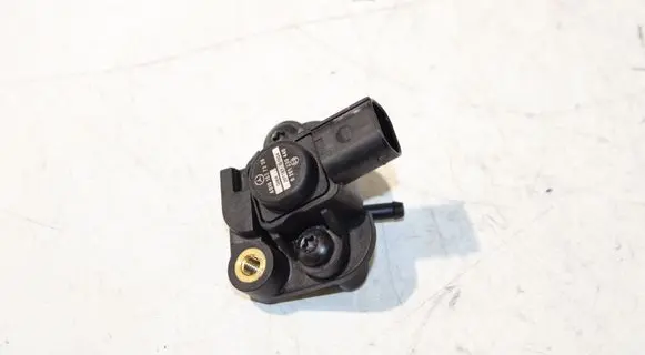 Mercedes-Benz Sprinter W906 Air pressure sensor A0101537228 0261230440