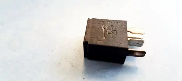 Volvo S60 Other relay 4RD00781400 4RD007814-00