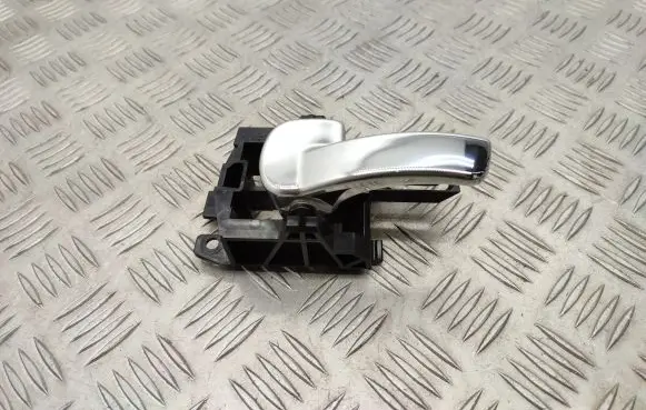 Nissan Qashqai Front door interior handle 80671JD08449