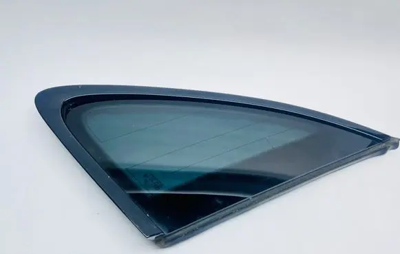 Porsche Macan (95B) Rear side window 95B845298