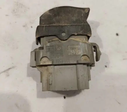 Renault Scenic II - Grand scenic II Electric window control switch 220509C