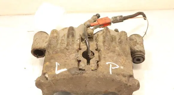 Front brake caliper