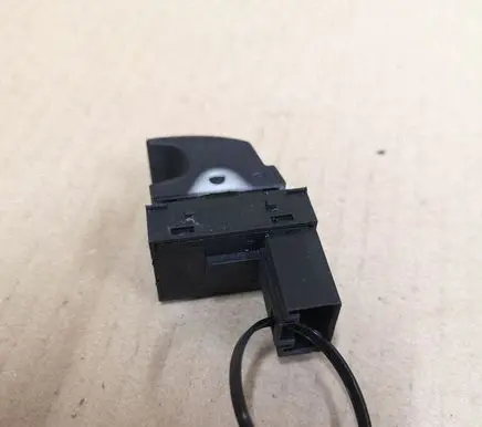 Volkswagen Golf Plus Electric window control switch 7L6959855B
