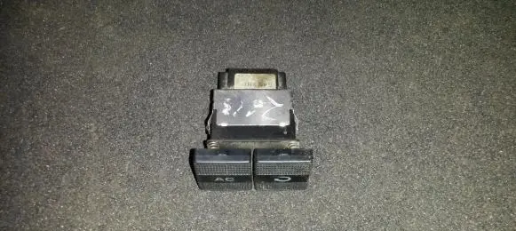 Volkswagen Golf III Air conditioning (A/C) switch 5422mp