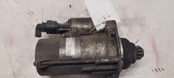 Volkswagen Golf VI Starter motor 02Z911023P