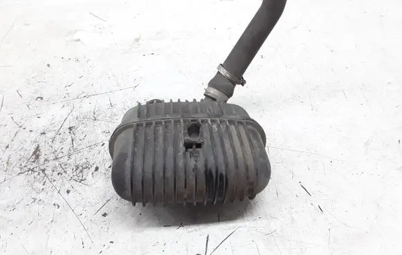 Audi A4 S4 B7 8E 8H Vacuum air tank 8E0129955