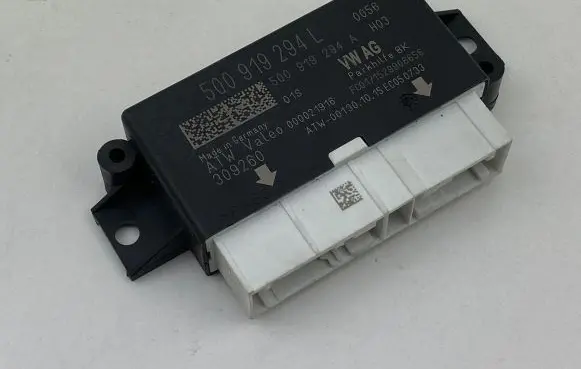 Skoda Superb B8 (3V) Parking PDC control unit/module 5Q0919294L 5Q0919294A 309260