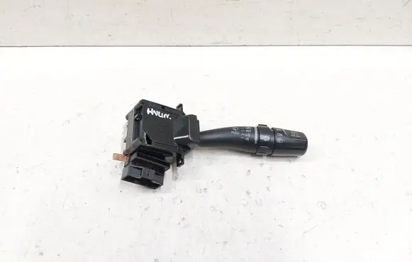 Hyundai Santa Fe Wiper control stalk 0319