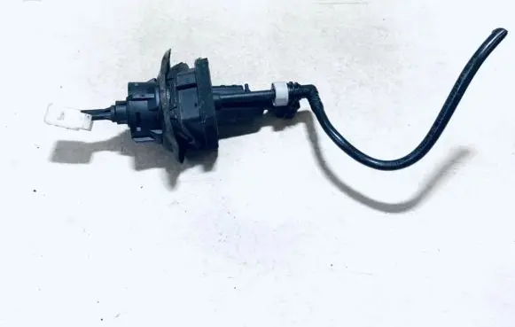 Ford Focus Clutch master cylinder 3M517A543BE 3M51-7A543-BE