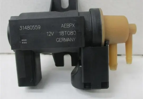 Volvo V60 Valve vacuum 