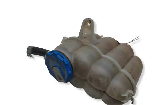 Audi A5 Coolant expansion tank/reservoir 8W0121405E