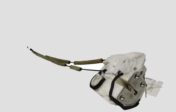 Mazda 6 Front door lock