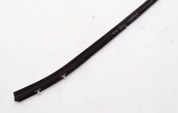 Mitsubishi Canter Front door windshield rail 
