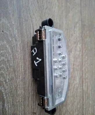 Audi A1 Heater blower motor/fan resistor 2Q0907521