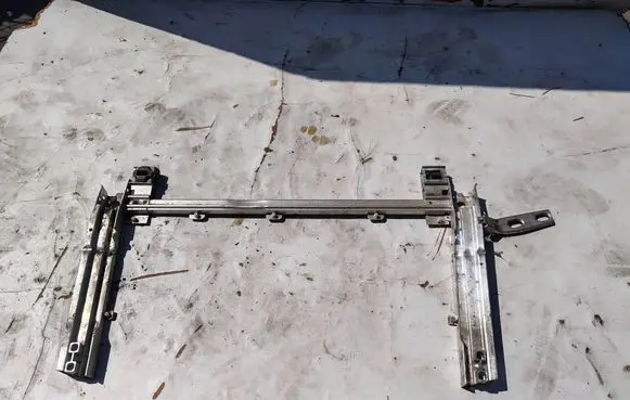 BMW X2 F39 Radiator support slam panel bracket 7301604