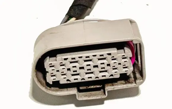 Volkswagen Golf VII Other relay 5Q0973737 16570