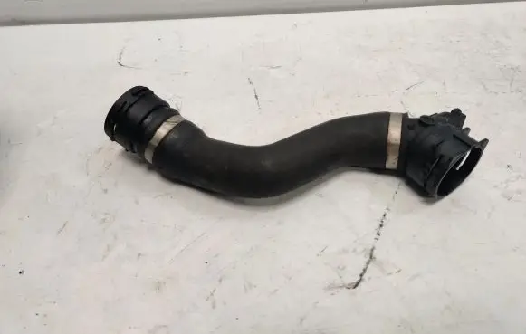 BMW 1 E81 E87 Engine coolant pipe/hose 7525642